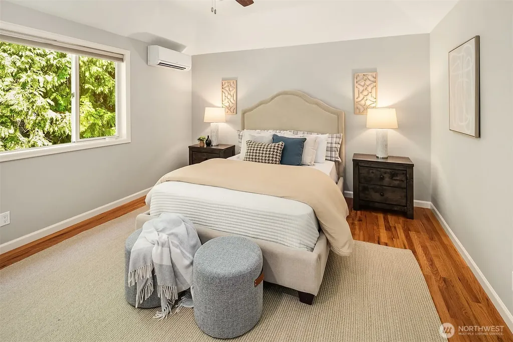 13016 207th Avenue SE Issaquah WA 98027