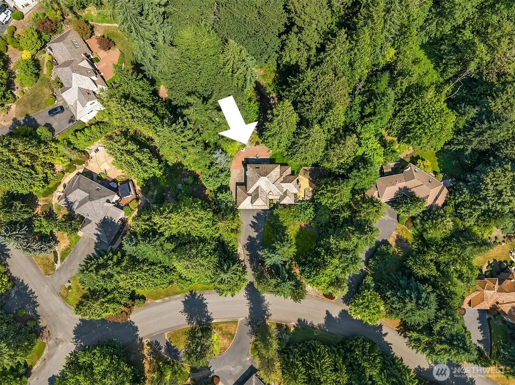 13016 207th Avenue SE Issaquah WA 98027