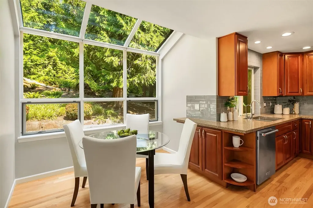 13016 207th Avenue SE Issaquah WA 98027