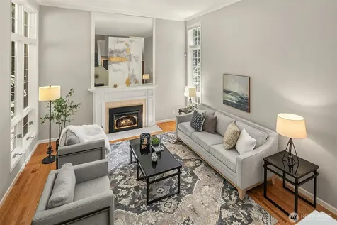 13016 207th Avenue SE Issaquah WA 98027