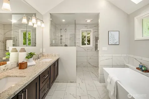 13016 207th Avenue SE Issaquah WA 98027