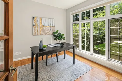 13016 207th Avenue SE Issaquah WA 98027