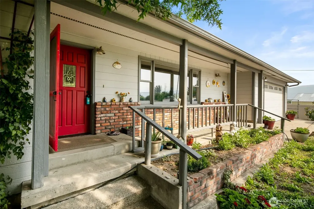 113 N Nile Avenue East Wenatchee WA 98802