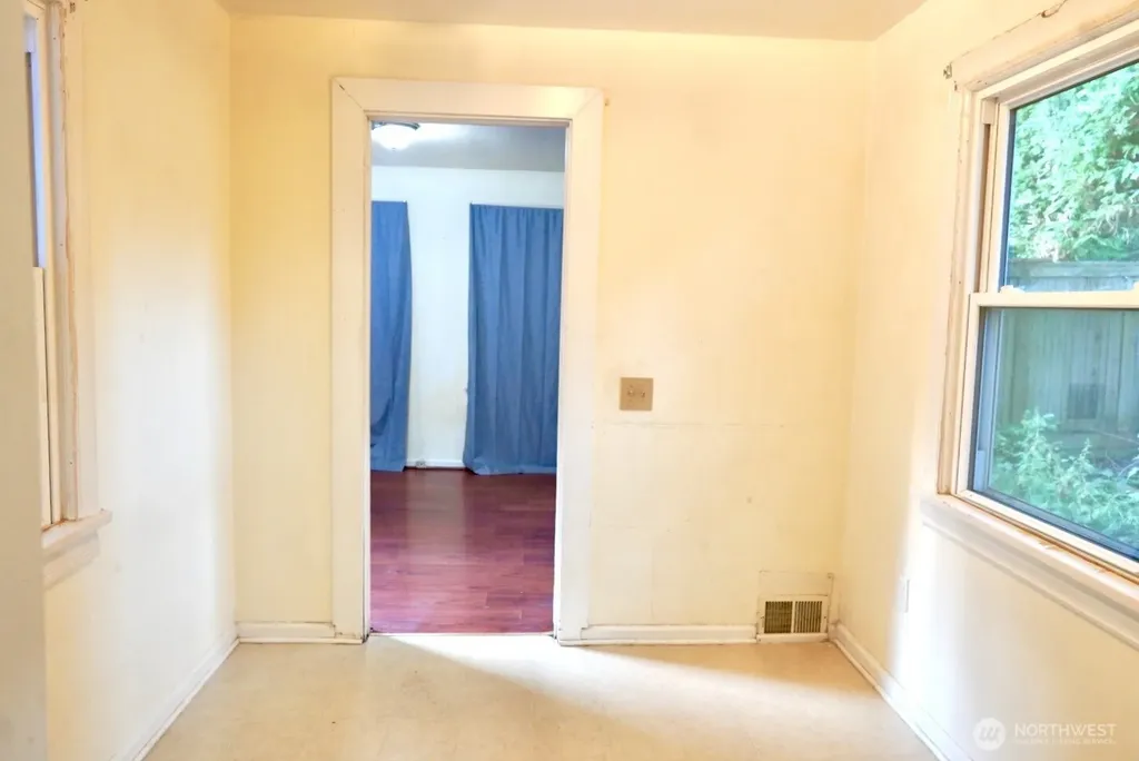 14040 Ashworth Avenue N Seattle WA 98133