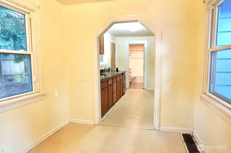 14040 Ashworth Avenue N Seattle WA 98133
