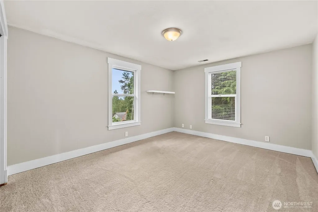 7815 W. Tapps Hwy E Bonney Lake WA 98391