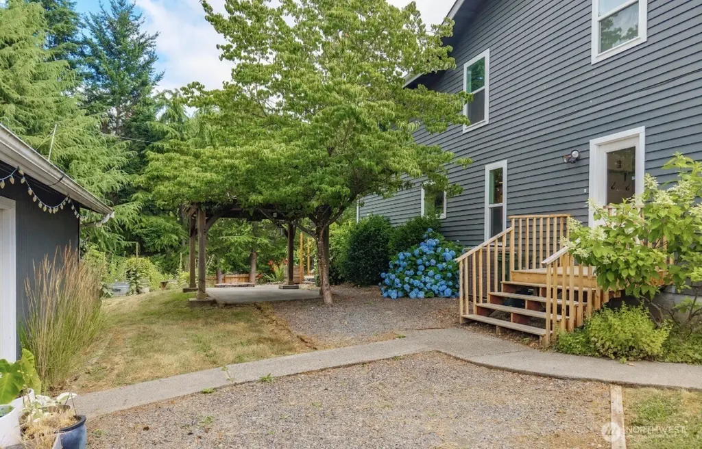 7815 W. Tapps Hwy E Bonney Lake WA 98391