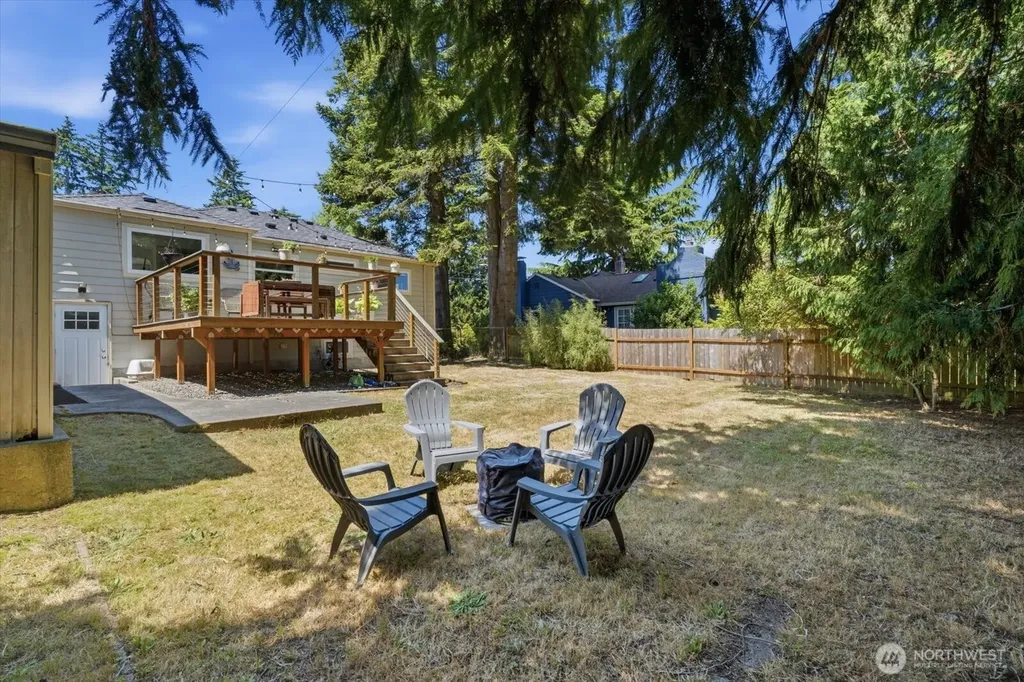 10038 13th Avenue NW Seattle WA 98177