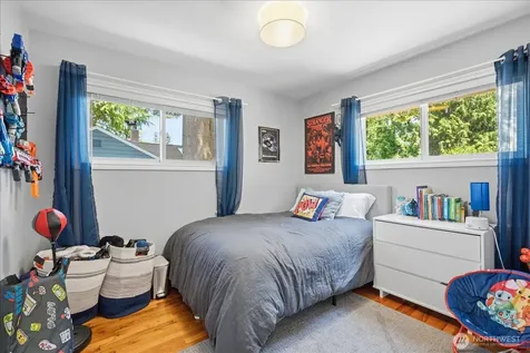 10038 13th Avenue NW Seattle WA 98177