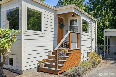 10038 13th Avenue NW Seattle WA 98177