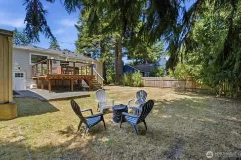 10038 13th Avenue NW Seattle WA 98177