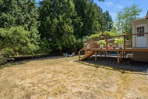 10038 13th Avenue NW Seattle WA 98177