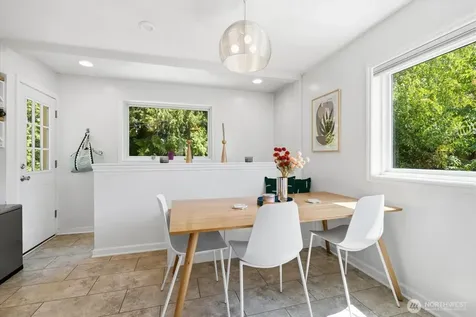 10038 13th Avenue NW Seattle WA 98177