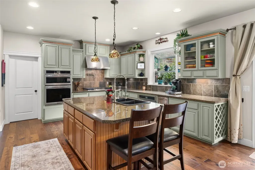 2010 30th Street Ct SE Puyallup WA 98372