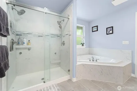 2010 30th Street Ct SE Puyallup WA 98372