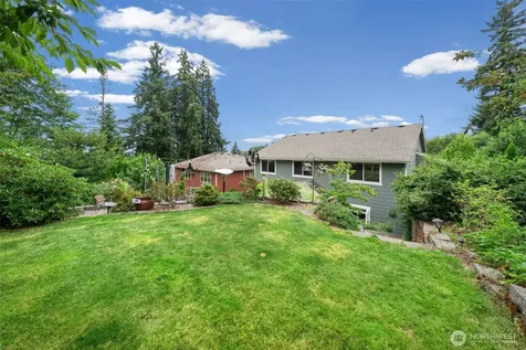 2010 30th Street Ct SE Puyallup WA 98372