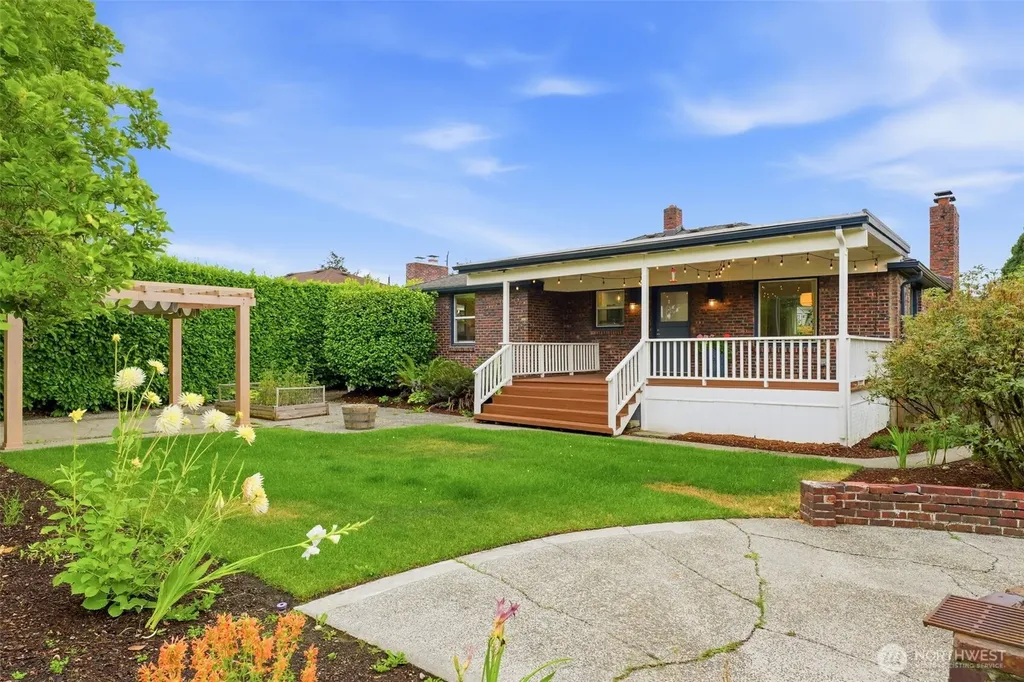 3919 N 12th Street Tacoma WA 98406