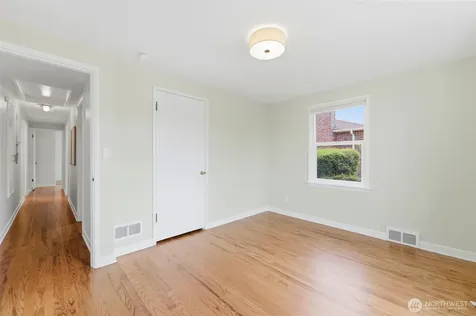 3919 N 12th Street Tacoma WA 98406