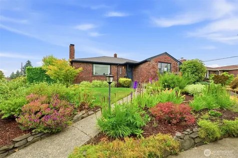 3919 N 12th Street Tacoma WA 98406