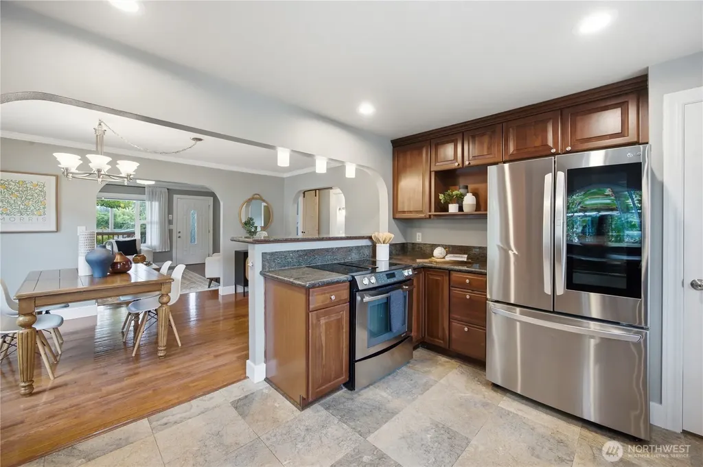 7623 46th Avenue S Seattle WA 98118