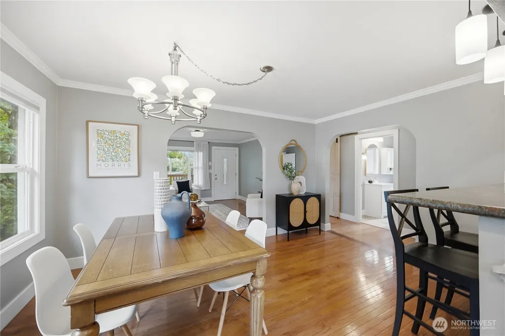 7623 46th Avenue S Seattle WA 98118