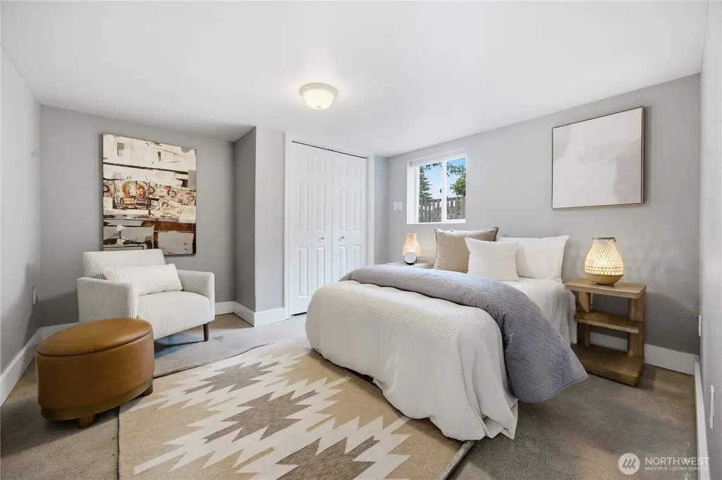 7623 46th Avenue S Seattle WA 98118
