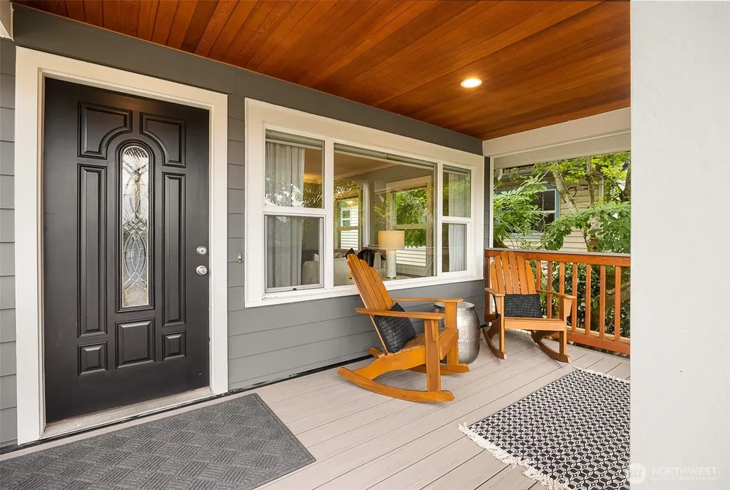 7623 46th Avenue S Seattle WA 98118