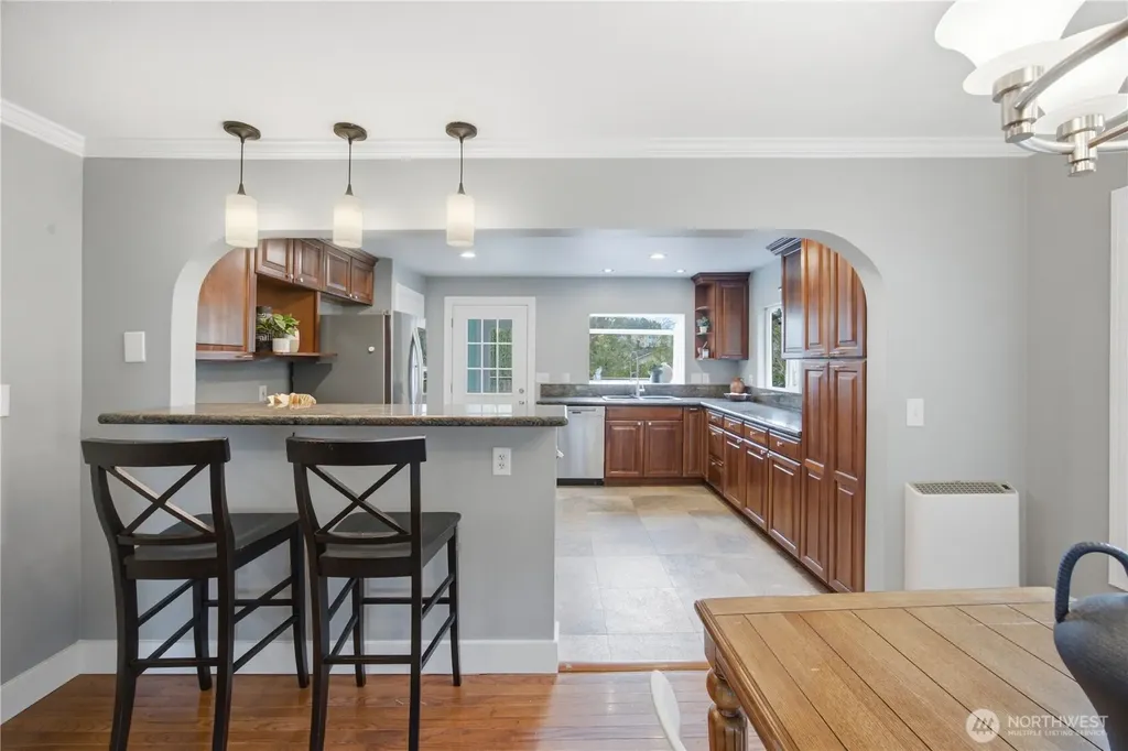 7623 46th Avenue S Seattle WA 98118