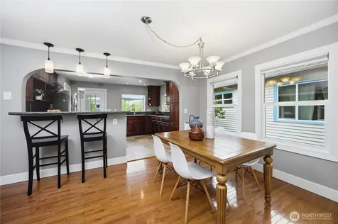 7623 46th Avenue S Seattle WA 98118