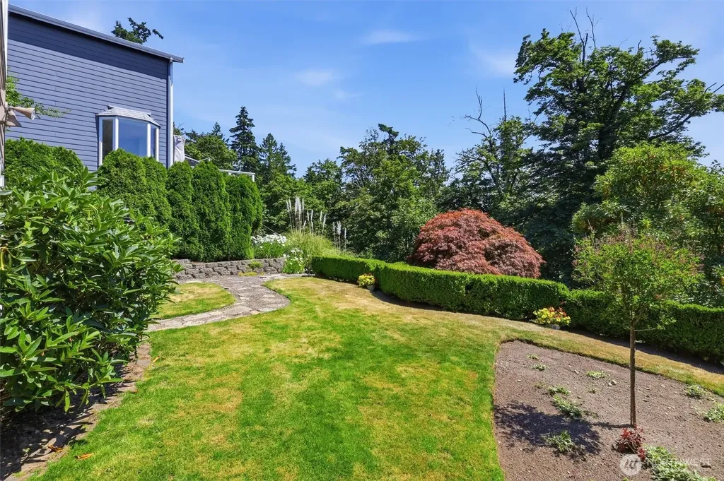 12036 89th Place NE Kirkland WA 98034