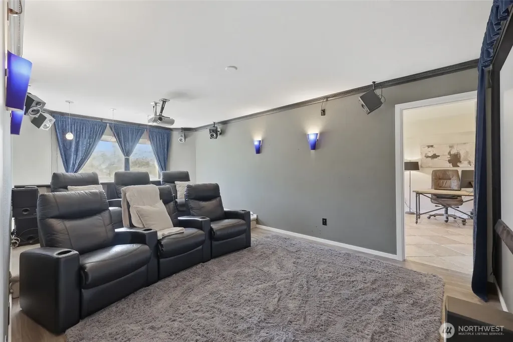 12036 89th Place NE Kirkland WA 98034
