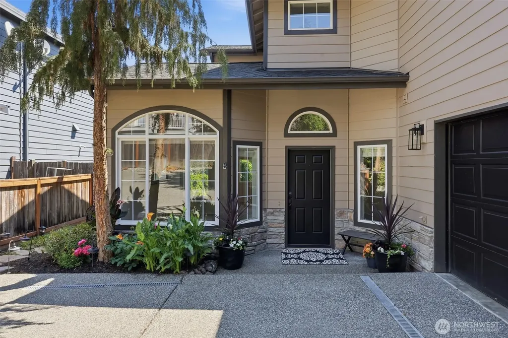 12036 89th Place NE Kirkland WA 98034