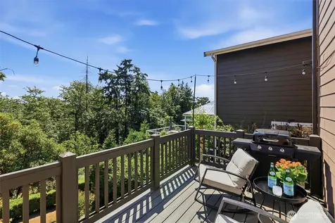 12036 89th Place NE Kirkland WA 98034