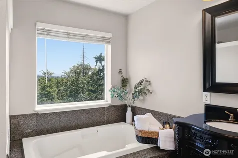 12036 89th Place NE Kirkland WA 98034