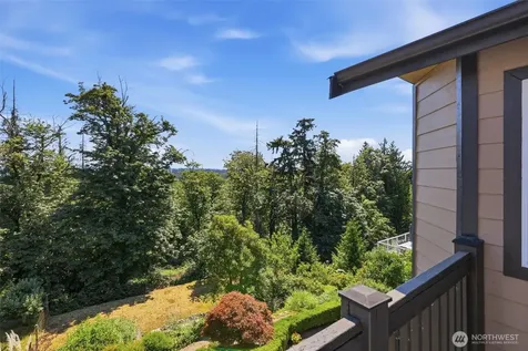 12036 89th Place NE Kirkland WA 98034