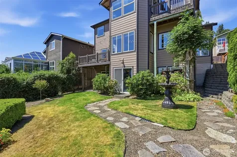 12036 89th Place NE Kirkland WA 98034