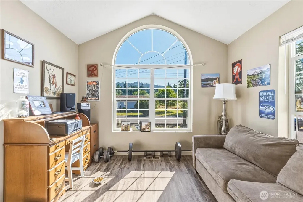 4657 Ohio Street Longview WA 98632