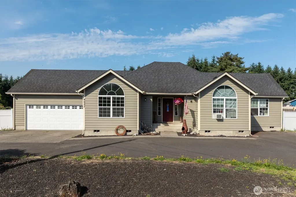 4657 Ohio Street Longview WA 98632