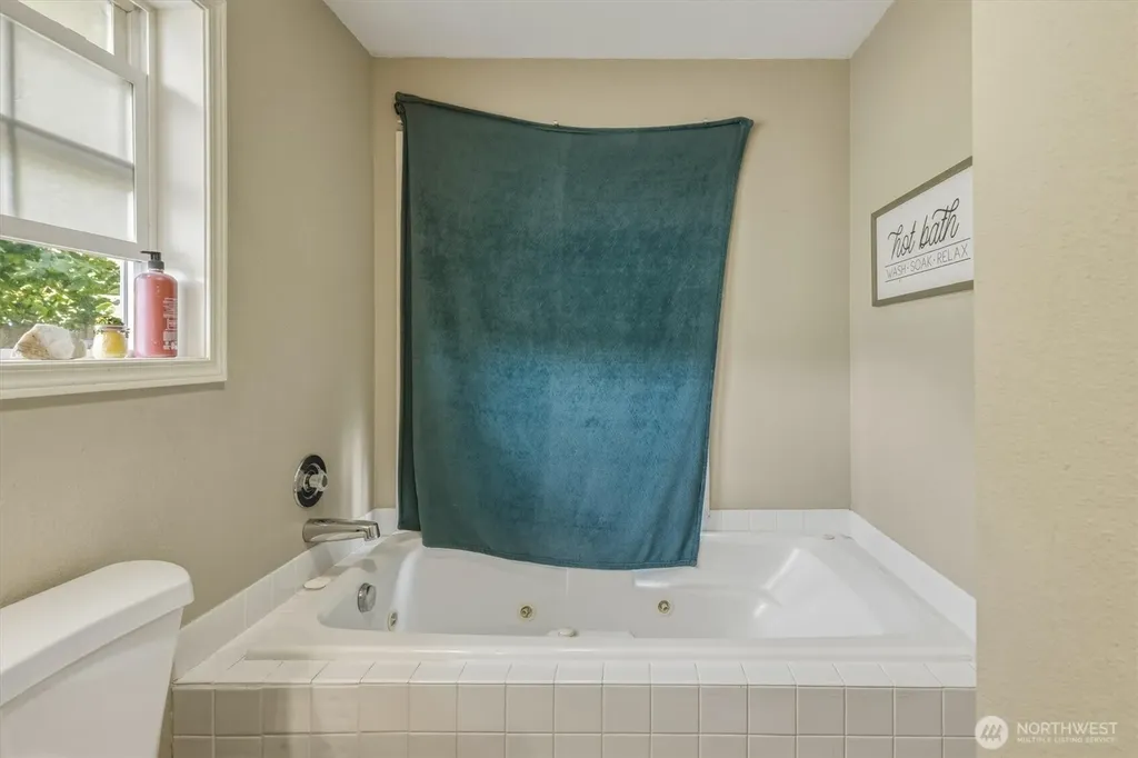 4657 Ohio Street Longview WA 98632