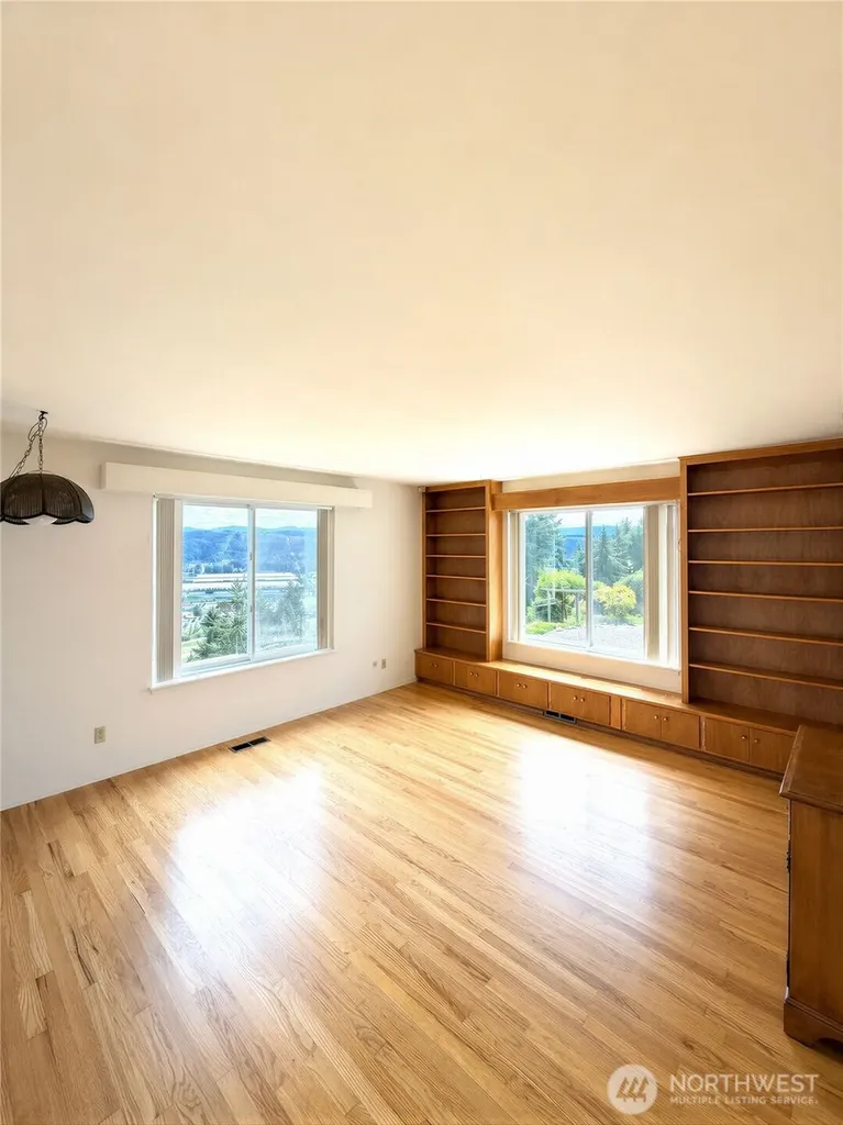 2305 126th Avenue Ct E Edgewood WA 98372