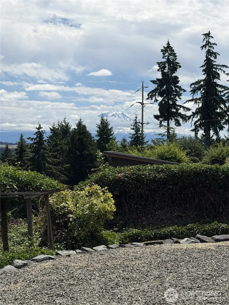 2305 126th Avenue Ct E Edgewood WA 98372