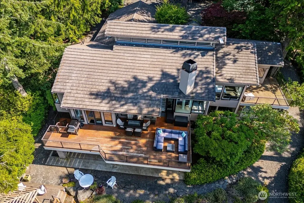 1385 E Ludlow Ridge Road Port Ludlow WA 98365
