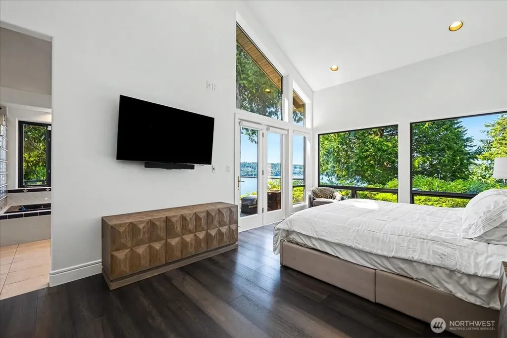 1385 E Ludlow Ridge Road Port Ludlow WA 98365