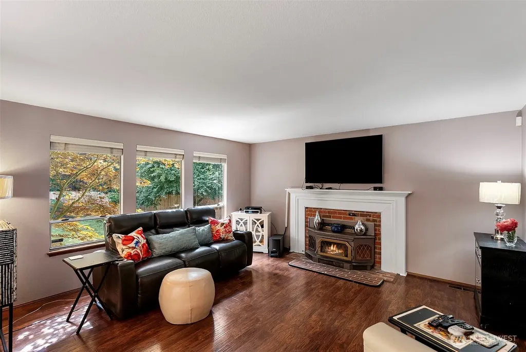 6441 NW Goldfern Court Silverdale WA 98383