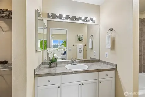 3924 243rd Place SE Bothell WA 98021