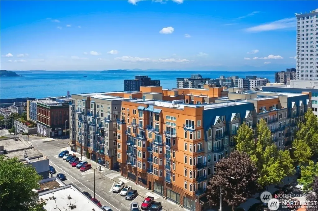 2414 1st Avenue Seattle WA 98121