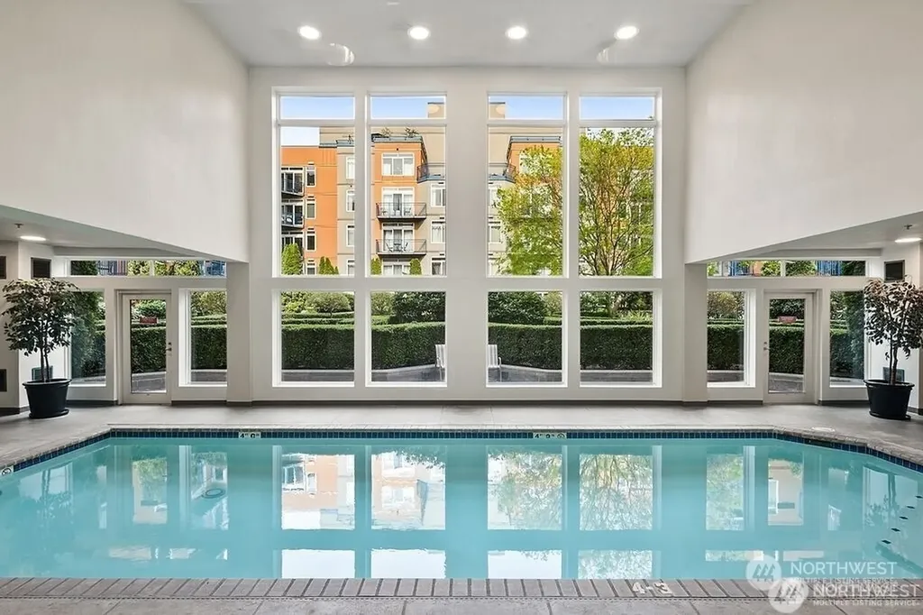 2414 1st Avenue Seattle WA 98121