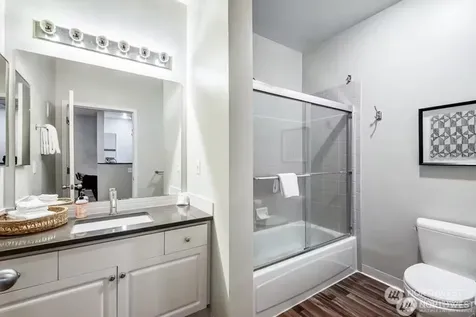 2414 1st Avenue Seattle WA 98121