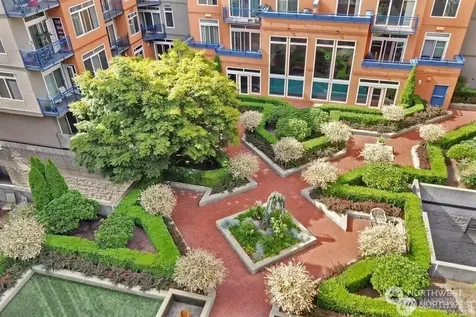 2414 1st Avenue Seattle WA 98121