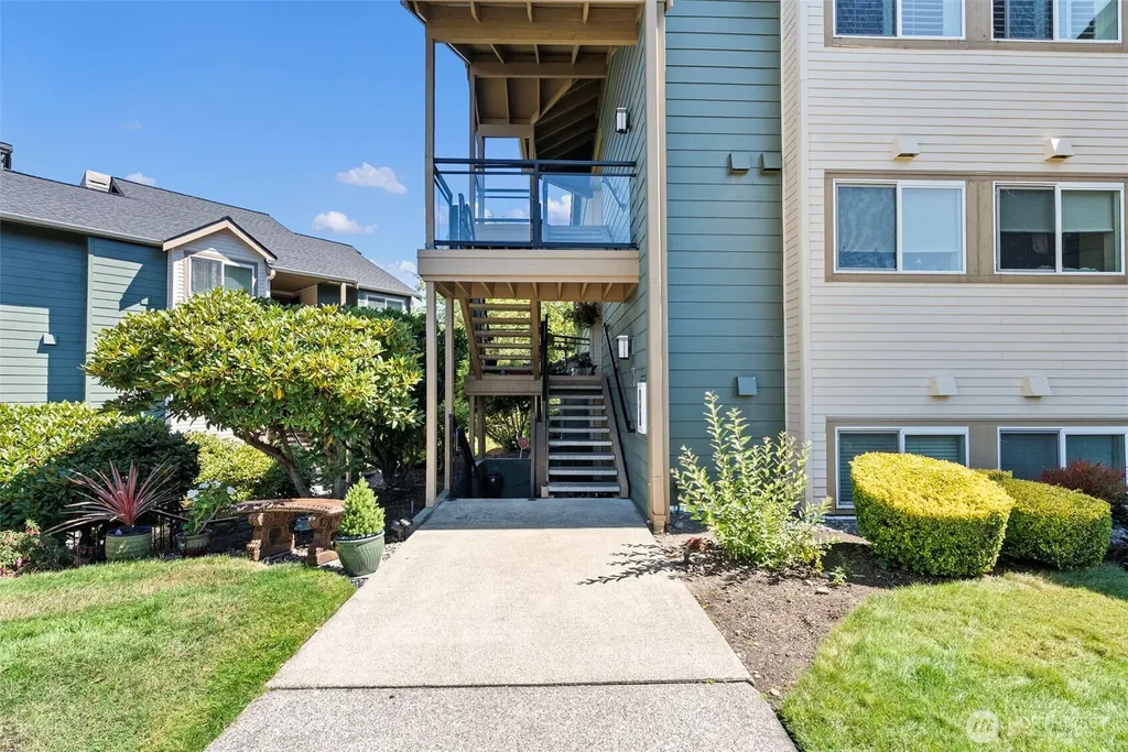 3008 N Narrows Drive Tacoma WA 98407